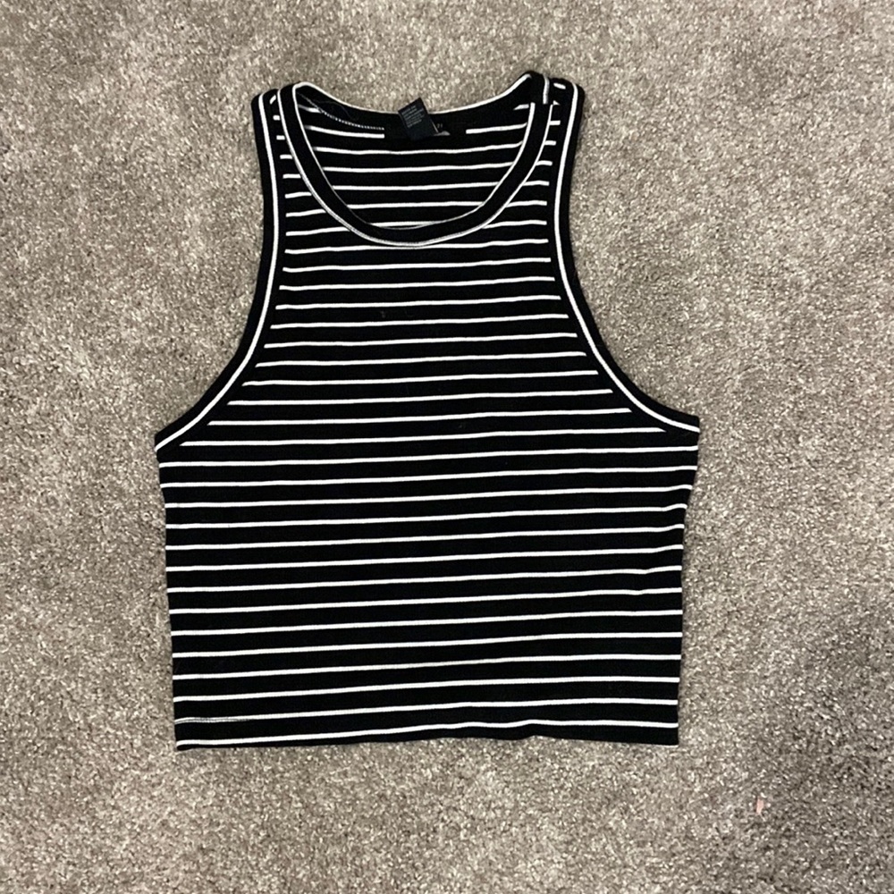 Cute cropped stripped tank top